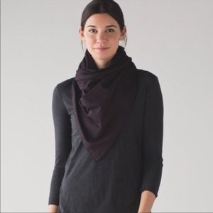 Lululemon Vinyasa Wrap Chale Vinyasa